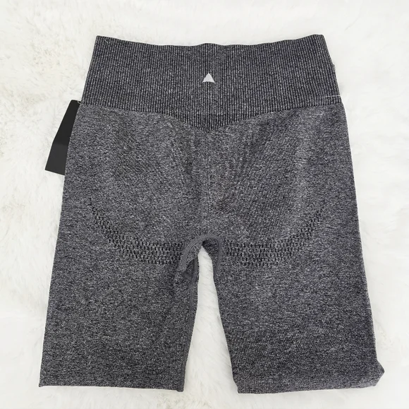 Vitality🩶 Formation Scoop Sports Bra & Leggings Set SIZE S